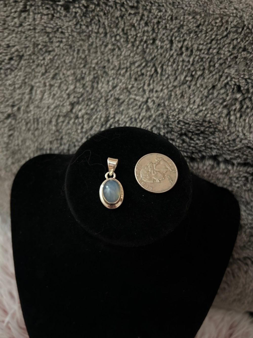 Vintage 925 Sterling Silver Pendant